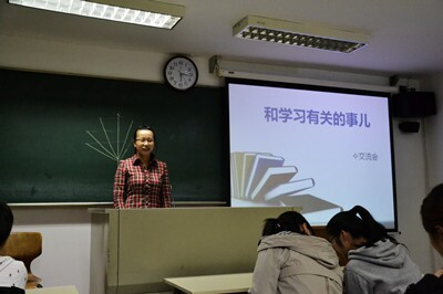 同学代表发言.jpg